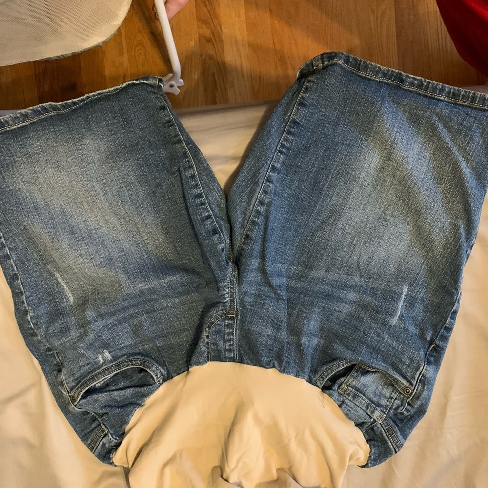 Maternity shorts